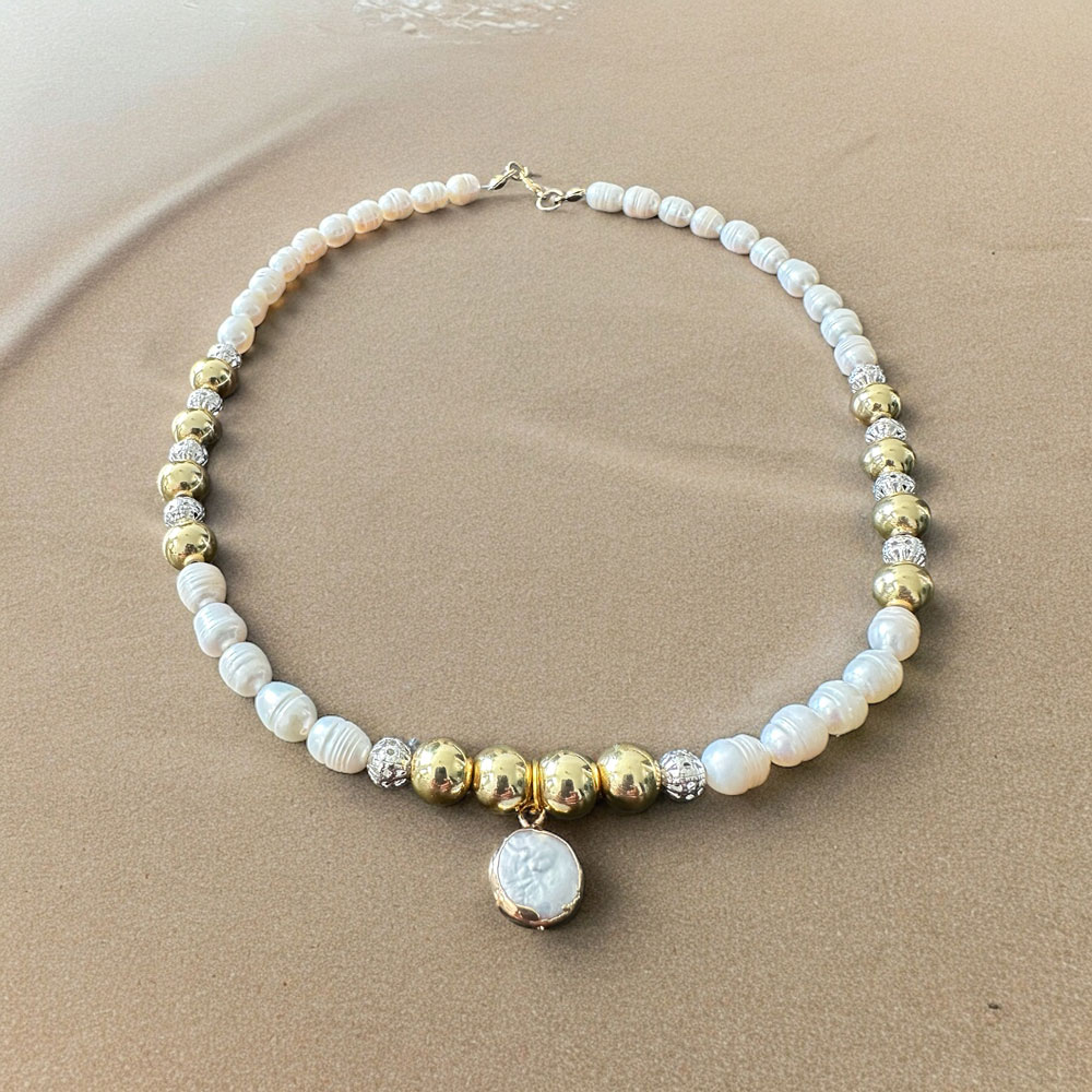 Elegant Hematite & Pearl Necklace